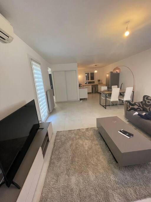 Maison 3Chambres ,Climatisee Nîmes Zewnętrze zdjęcie