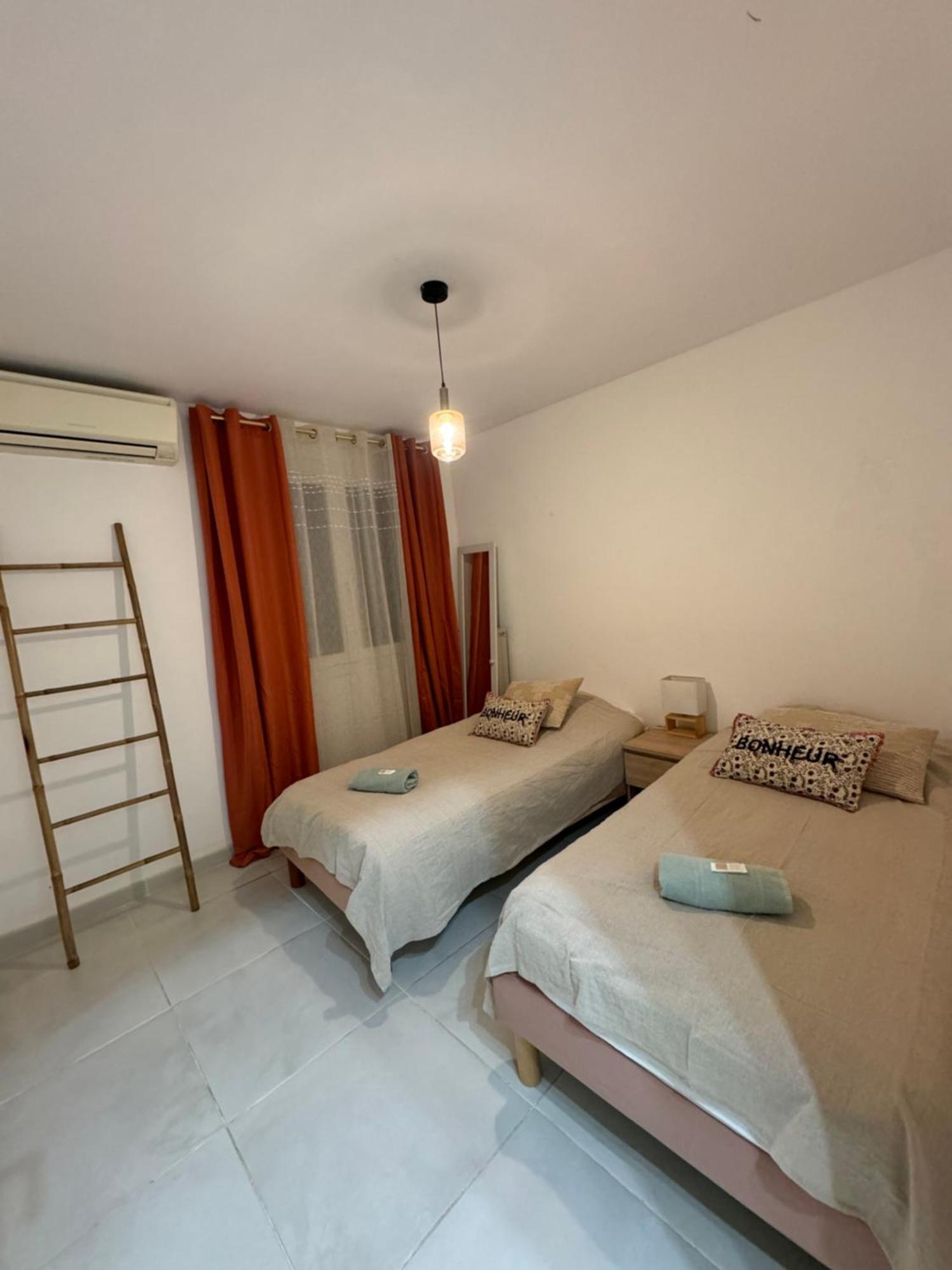 Maison 3Chambres ,Climatisee Nîmes Zewnętrze zdjęcie